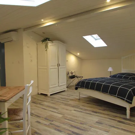 Bed & Breakfast Le Parc - Climatisee 3*