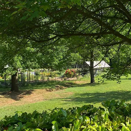 Le Parc - Climatisee Bed & Breakfast